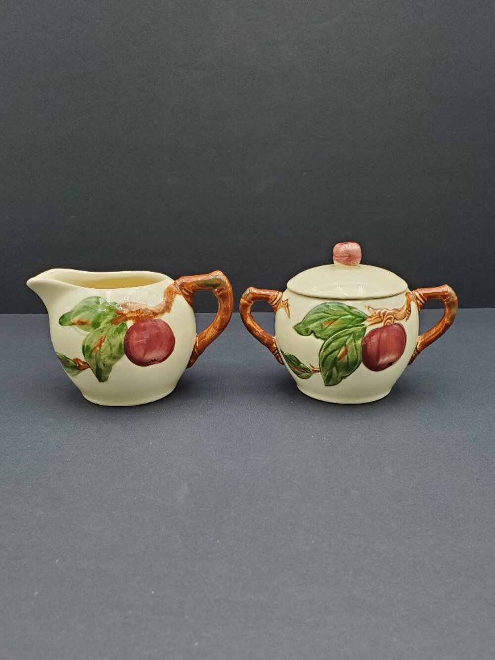 Franciscan Apple Creamer & Sugar Bowl with Lid Franciscanware USA Creamer Set